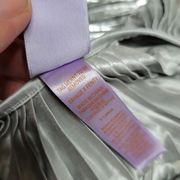 Savage X Fenty Women's Pleated Lamé Bandeau Bralette & Skirt Size X-Large XL - Picture 3 of 4